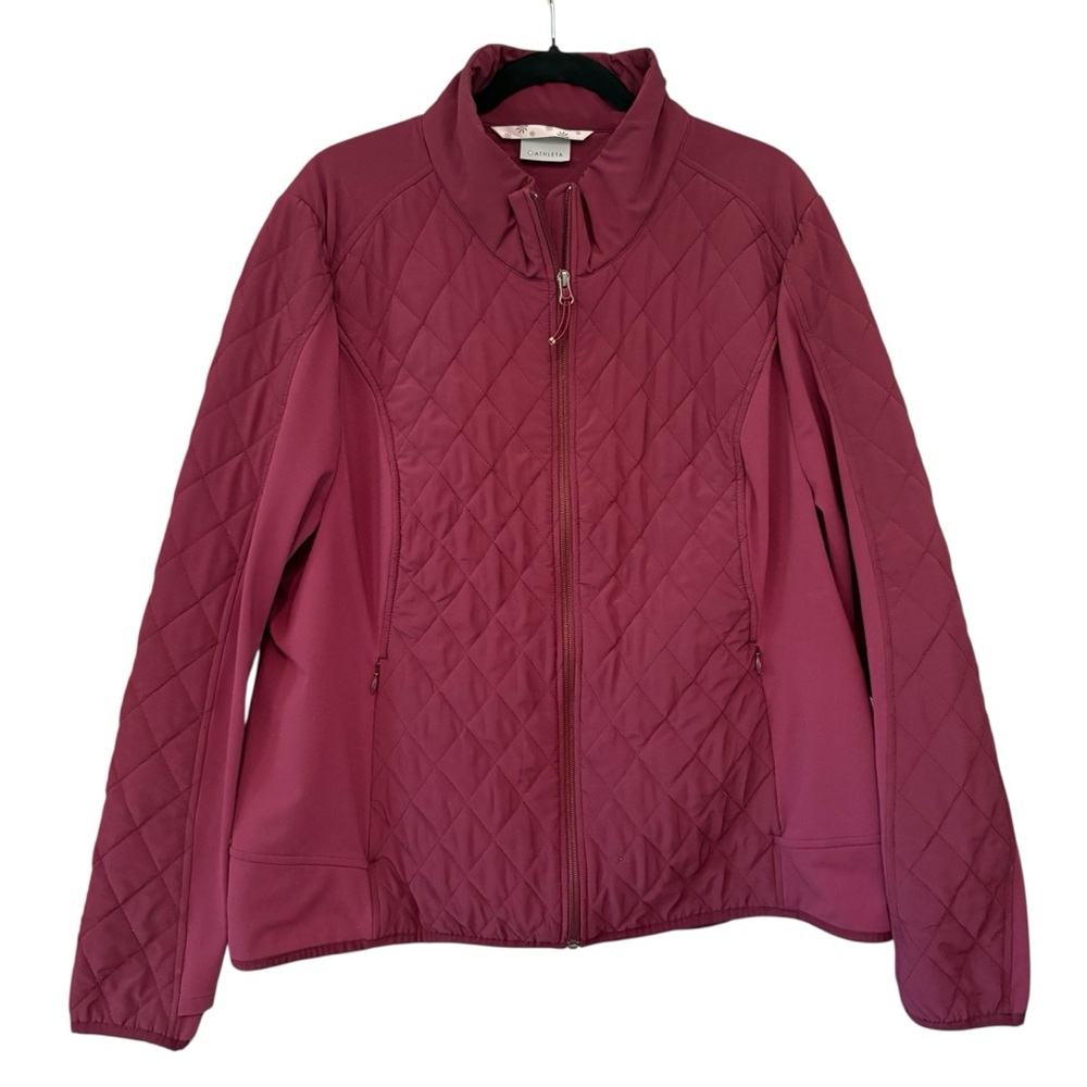 Athleta Upside Quilted Jacket in Chianti - Picture 13 of 16